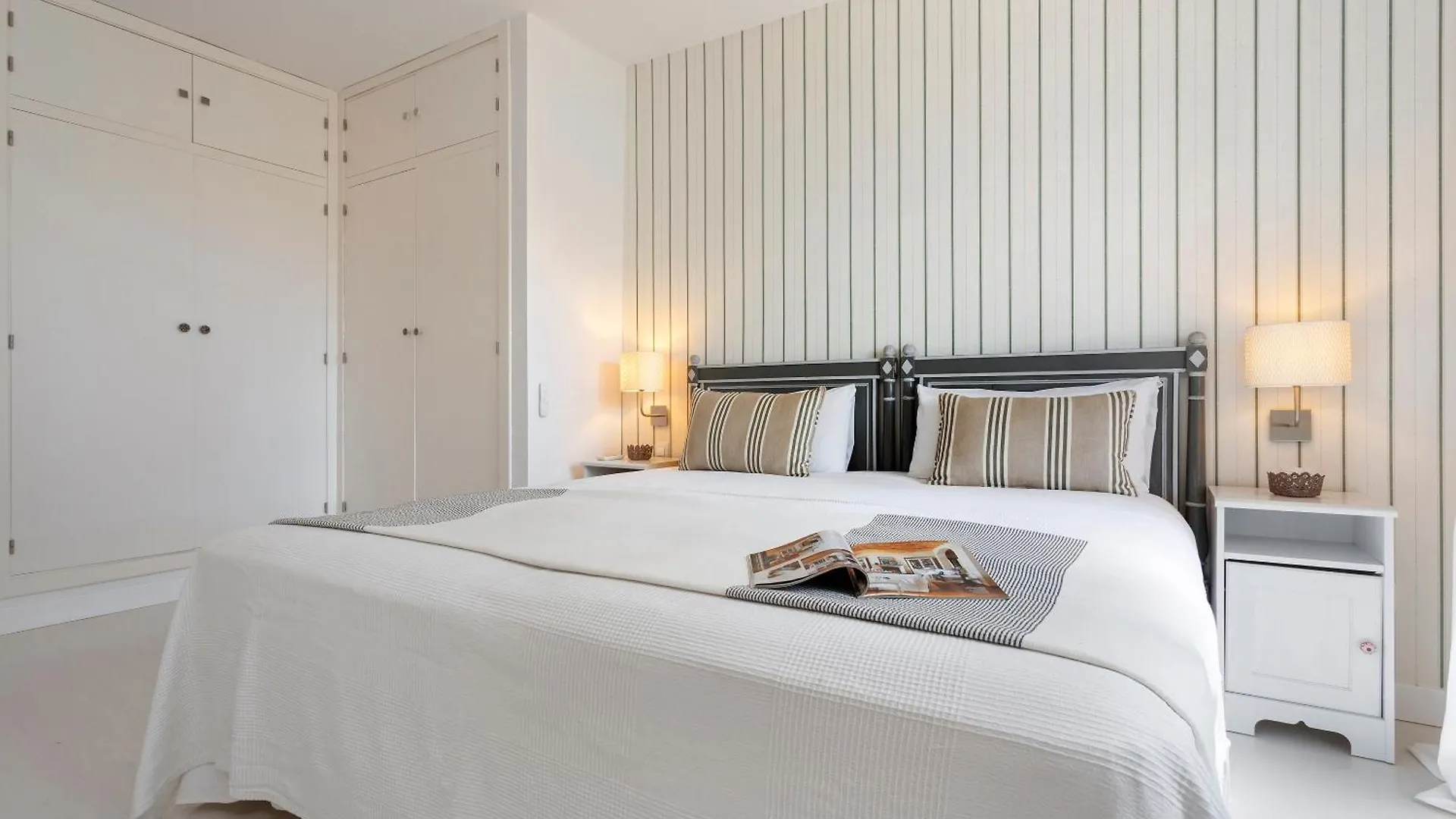 Genteel Home Aloha Golf Marbella Apartment
